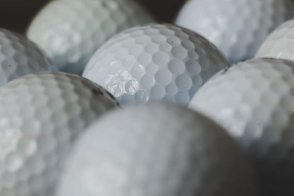 Why Amateur Golfers Should Use Lake Golf Balls?